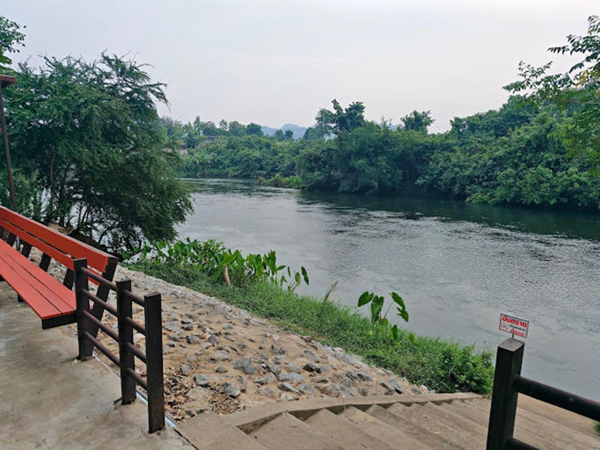 Aurora Resort Kanchanaburi Eksteriør billede