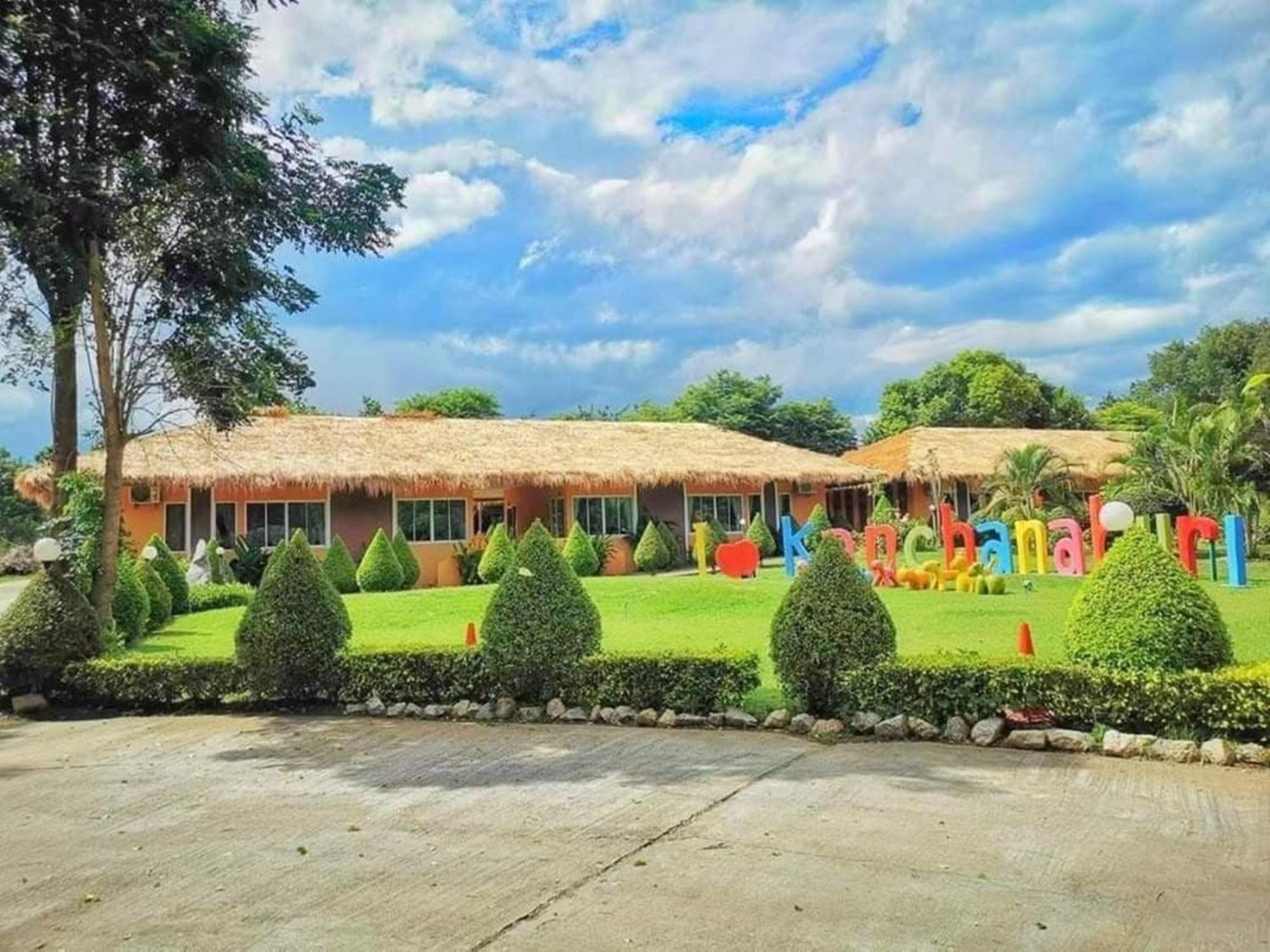 Aurora Resort Kanchanaburi Eksteriør billede