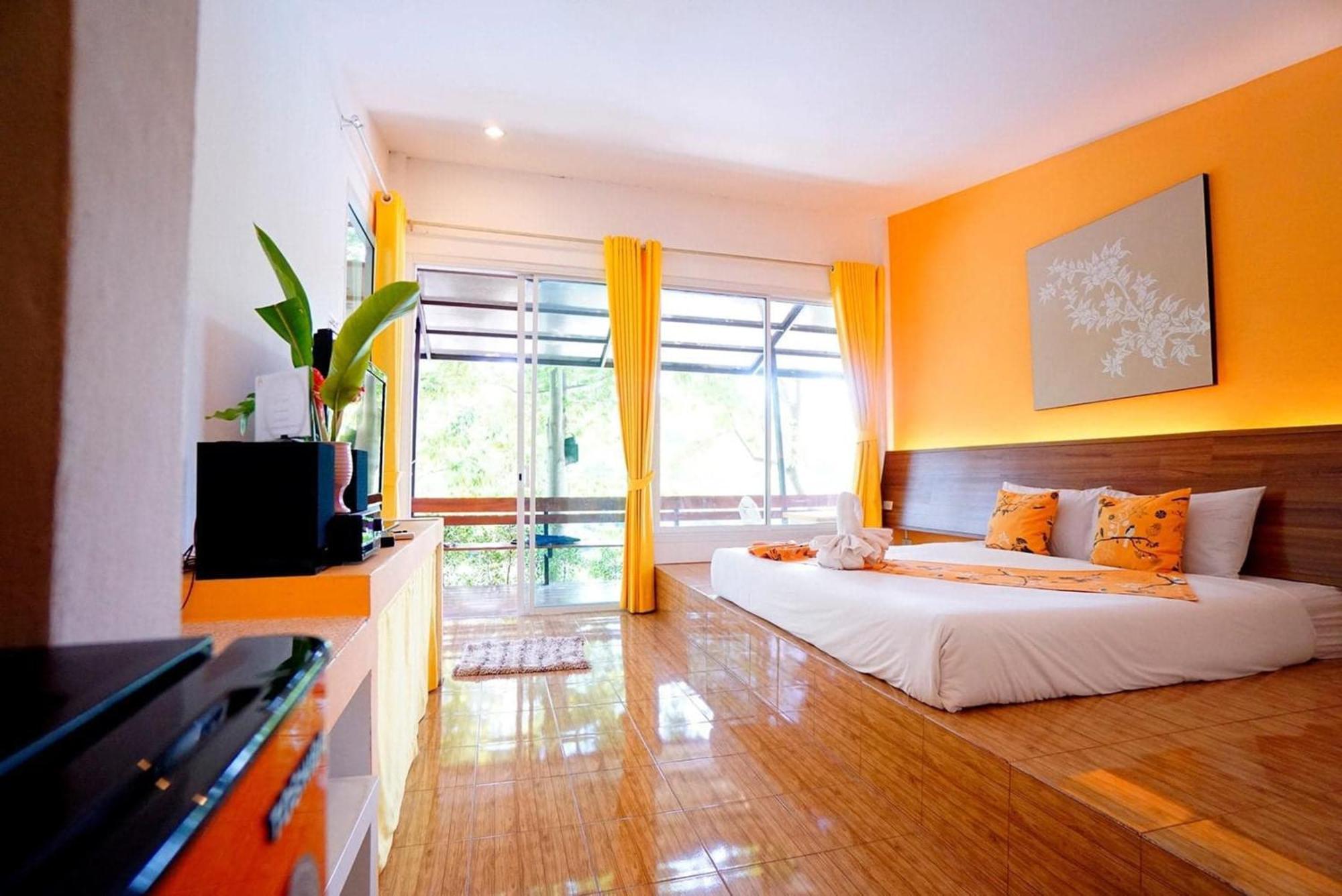 Aurora Resort Kanchanaburi Eksteriør billede