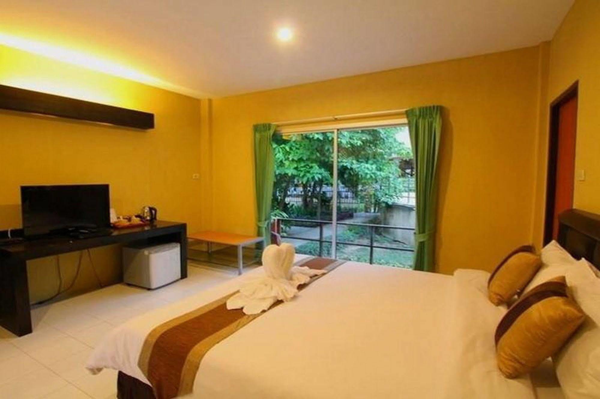 Aurora Resort Kanchanaburi Eksteriør billede